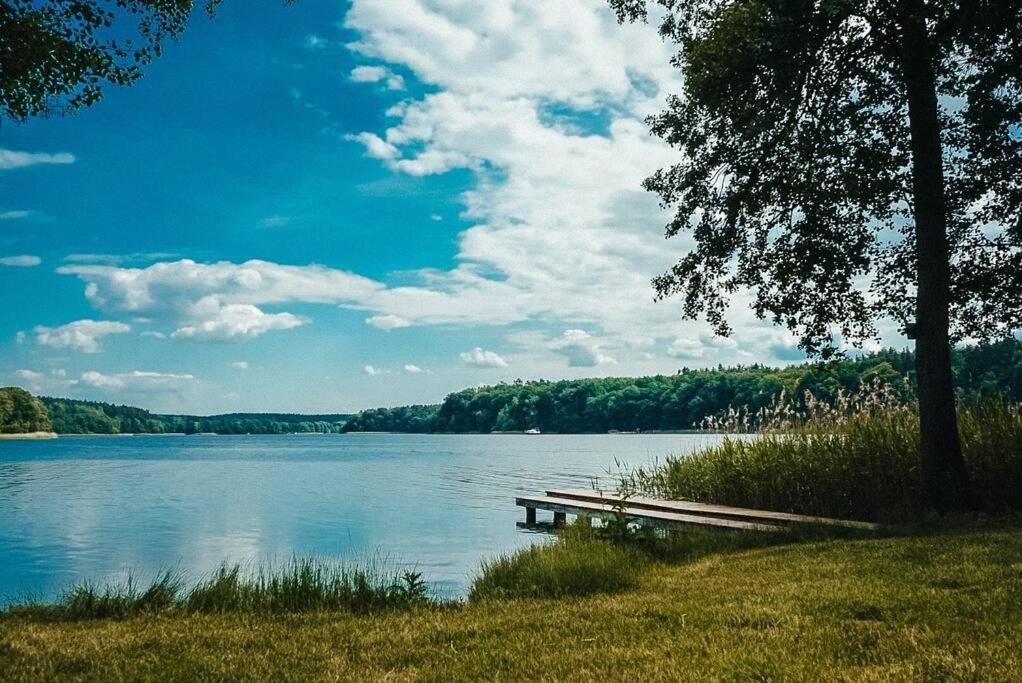 Priepert Holzhaus Direkt Am See מראה חיצוני תמונה