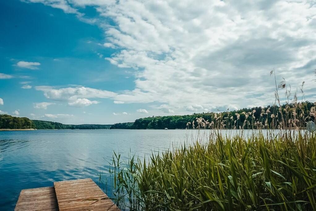 Priepert Holzhaus Direkt Am See מראה חיצוני תמונה